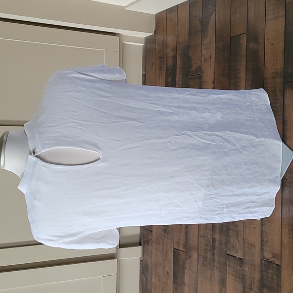 Rachel Roy short sleeved tshirt. Size medium - Picture 6 of 8